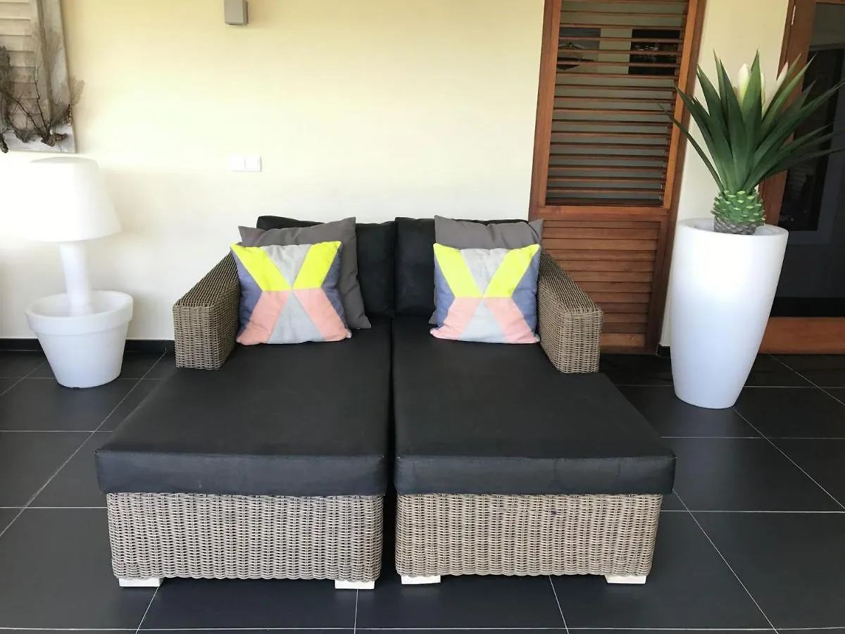 Holiday Villa Near The Beach In Luxurious Royal Ян-Тил 0*,